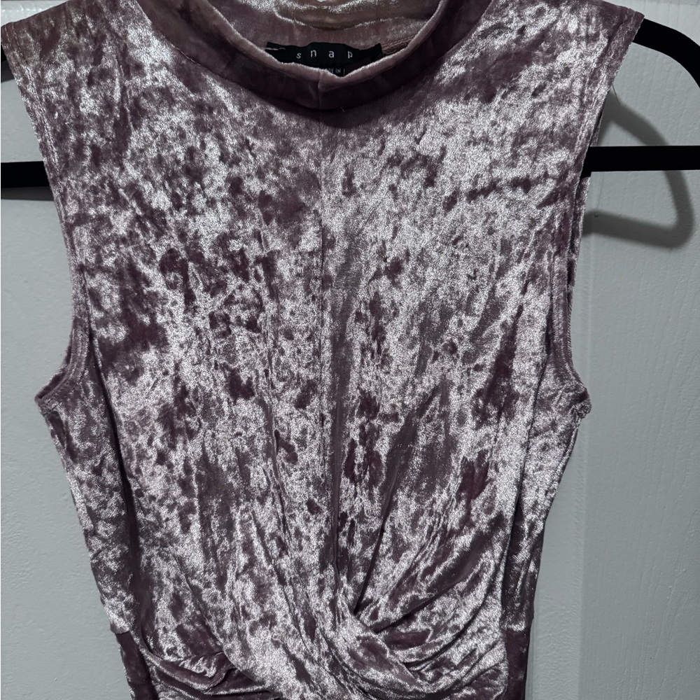 Snap pink Sleeveless Tank Top